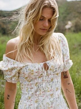 PRAERIE Diana Dress NWT size Large